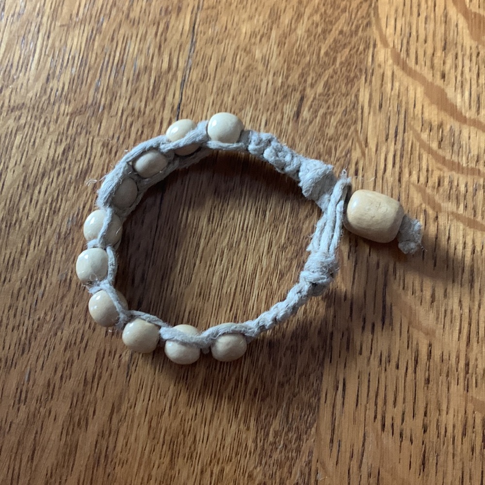 FREE WITH PURCHASE - Beaded hemp bracelet